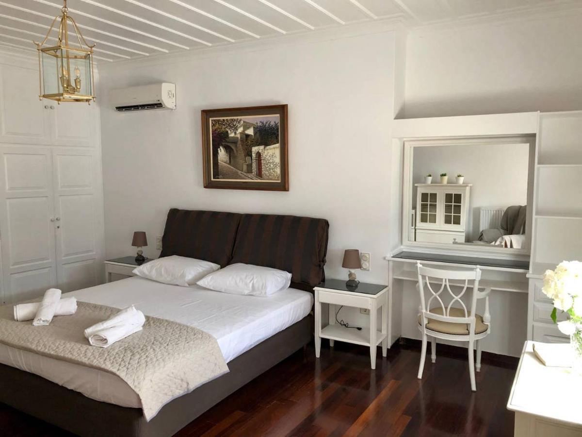 Villa Andros Epoque Livádhia Екстериор снимка
