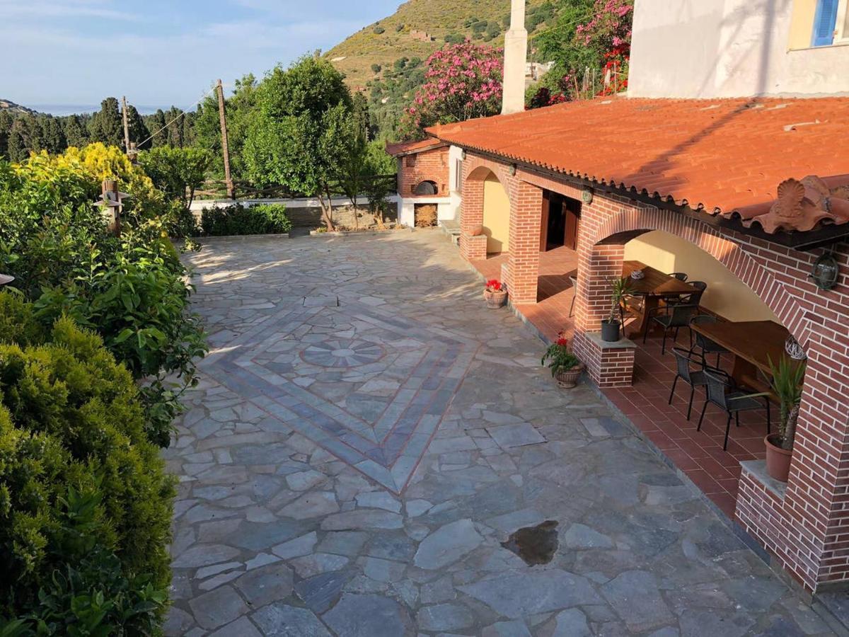 Villa Andros Epoque Livádhia Екстериор снимка